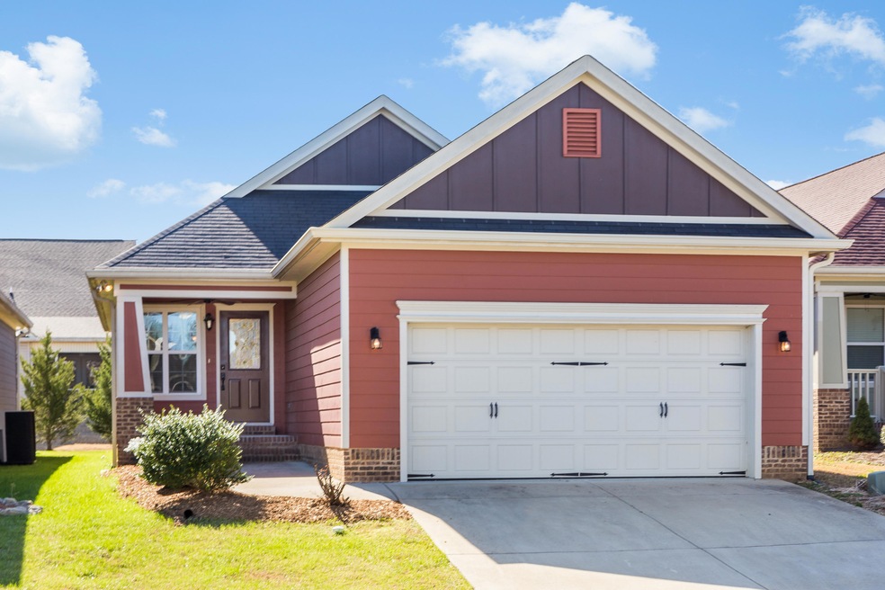 124_Fieldstone_Commons_001