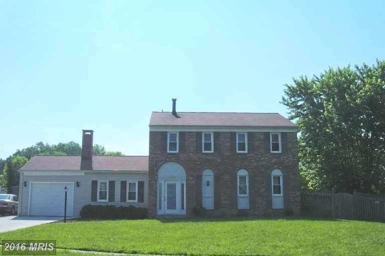 17601 Shamrock Dr, Olney, MD 20832 - photo 1