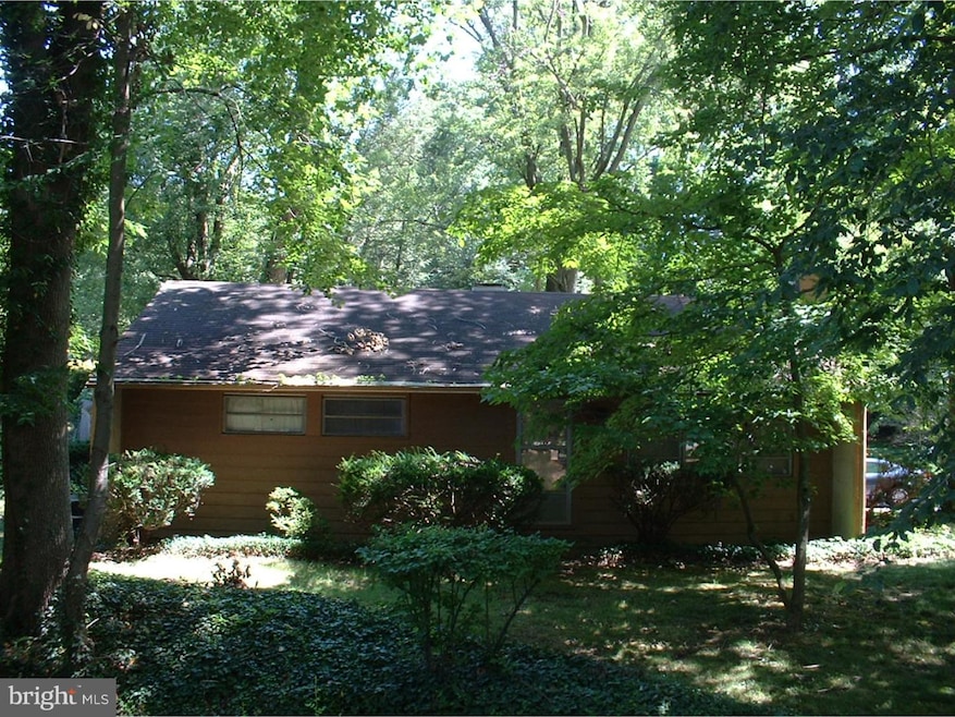 136 Wallingford Ave, Wallingford, PA 19086 - photo 1