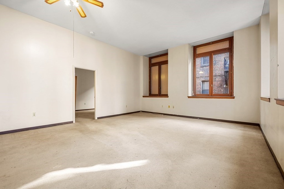 61 Prince St unit 2E, Boston, MA 02113 - photo 1