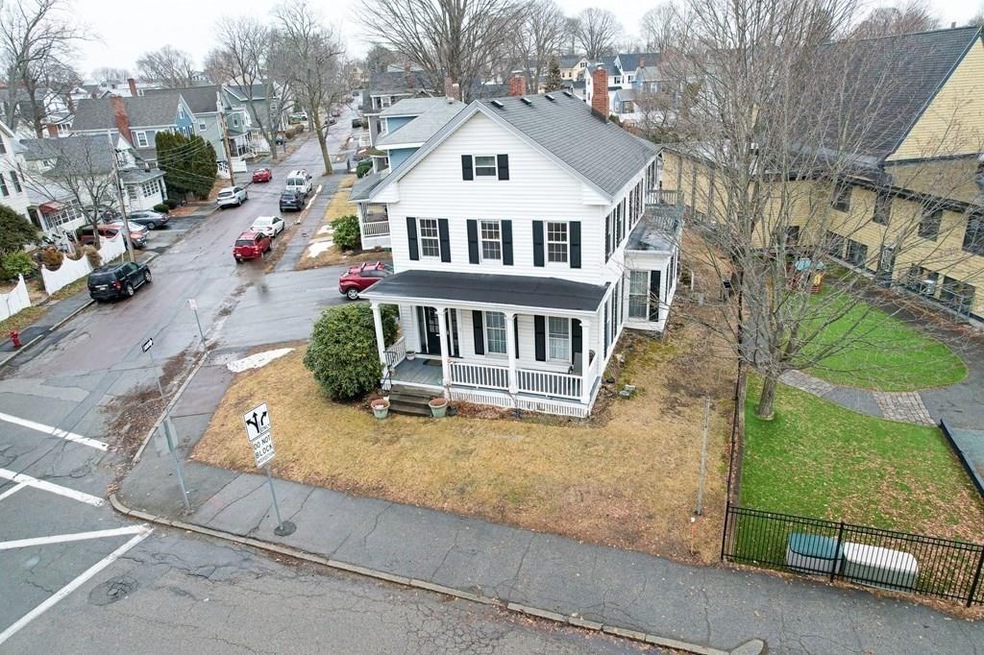 272 Main St unit 2, Wakefield, MA 01880 - photo 1