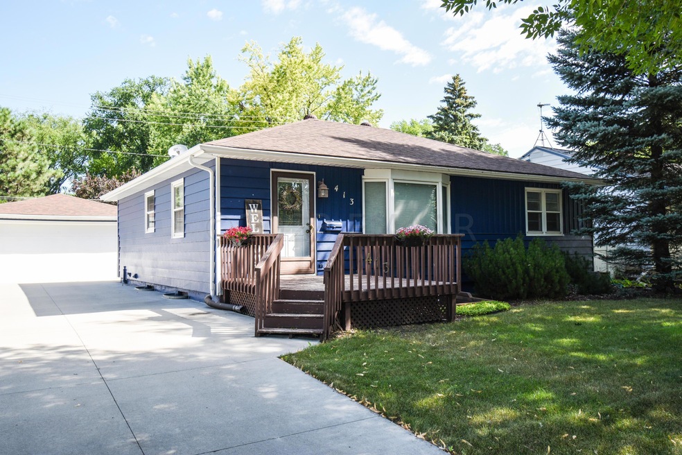 413 19th Ave N, Fargo, ND 58102 - photo 1