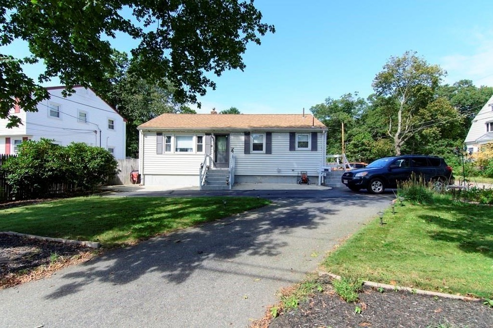 152 Edson St, Brockton, MA 02302 - photo 1