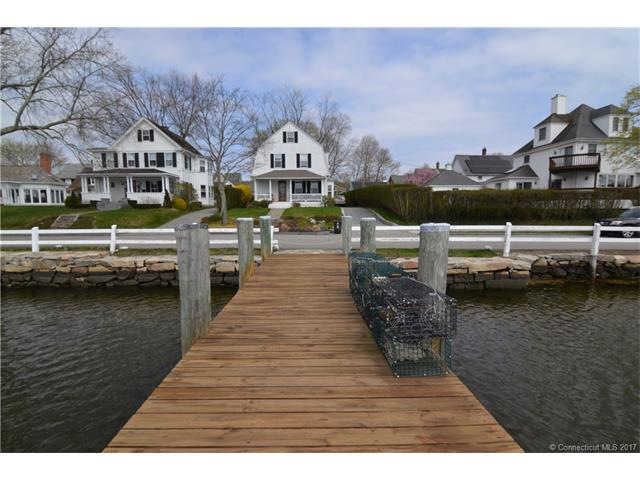 2 Bay St, Stonington, CT 06378 - photo 1