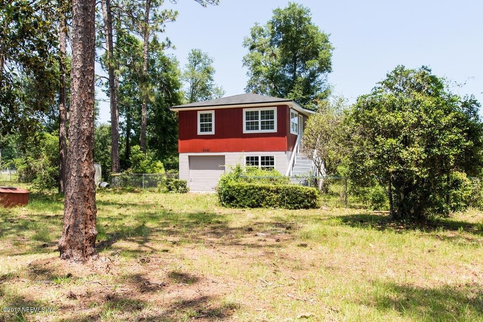 5923 Davon St, Jacksonville, FL 32244 - photo 1