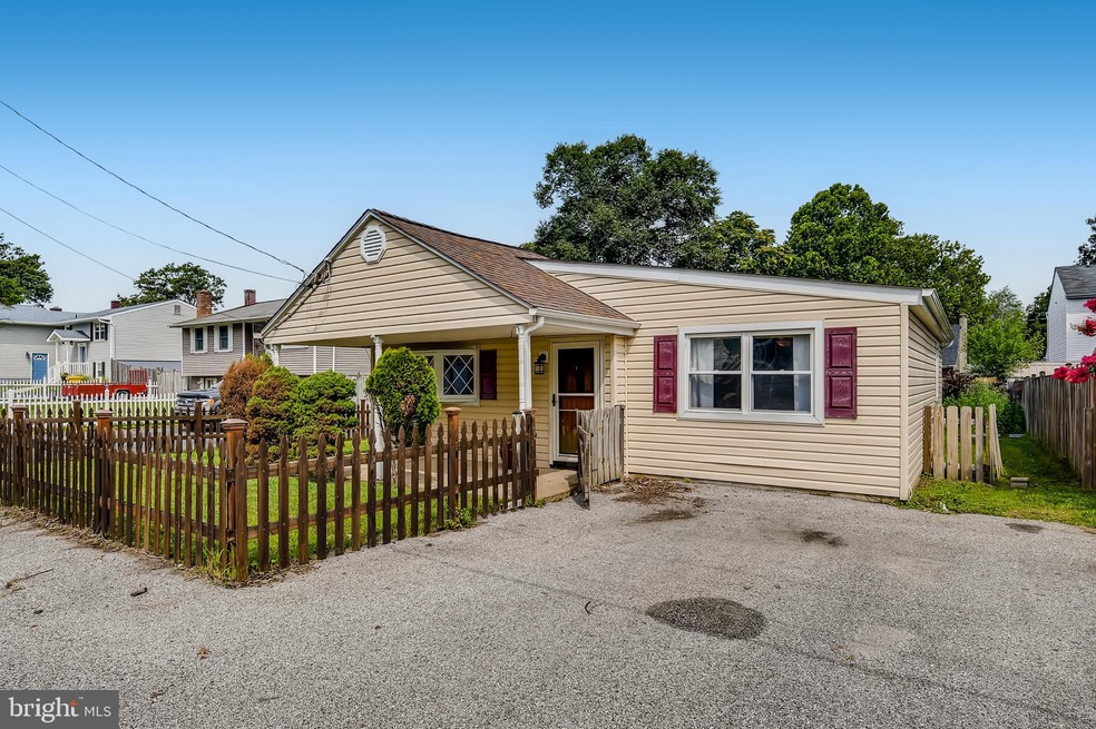 762 208th St, Pasadena, MD 21122 - photo 1