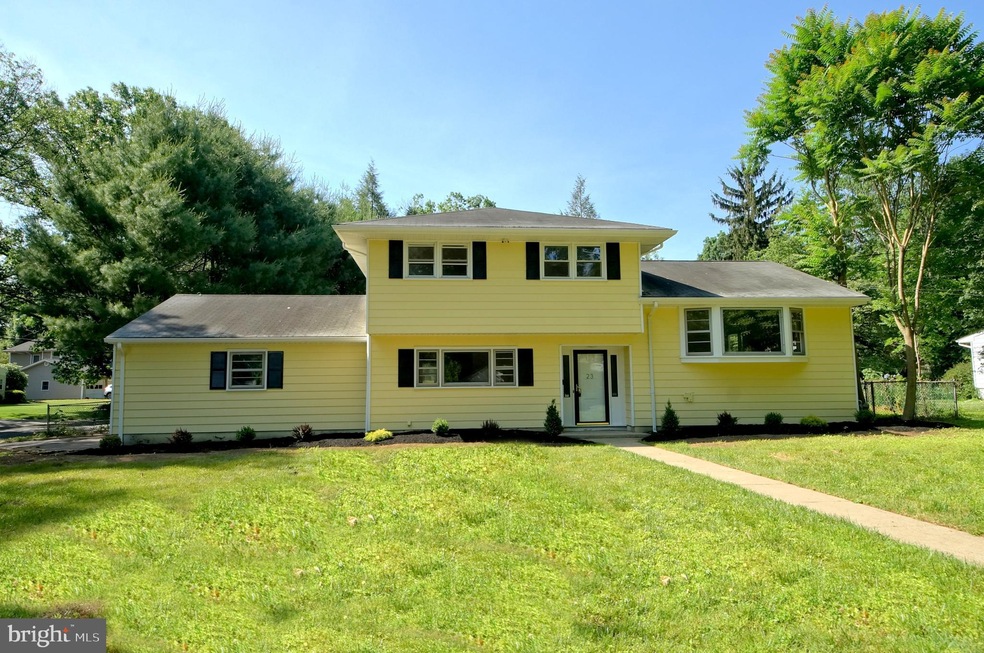 23 Brainerd Dr, Cranbury, NJ 08512 - photo 1