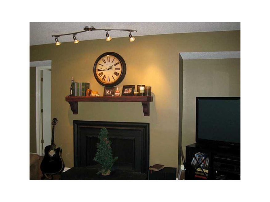 Den/Family/Great Room. Great room with fireplace!