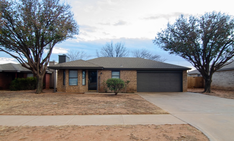 2113 84th St, Lubbock, TX 79423 - photo 1