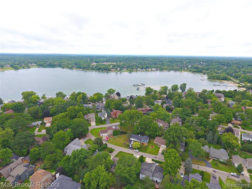 jDaintree Ave Back Aerial 2.jpg