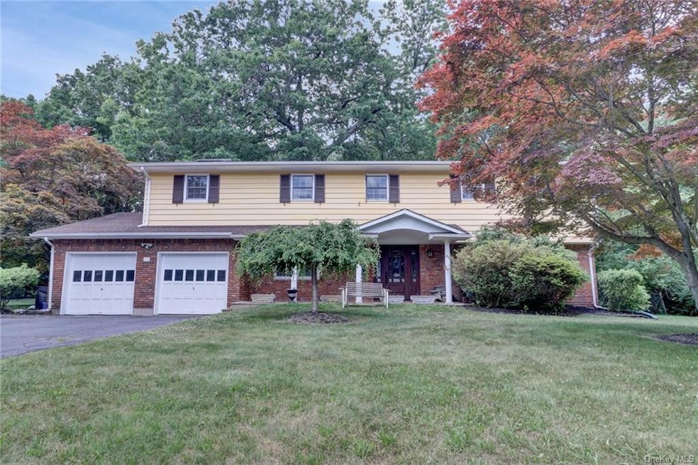 11 E Mayer Dr, Suffern, NY 10901 - photo 1