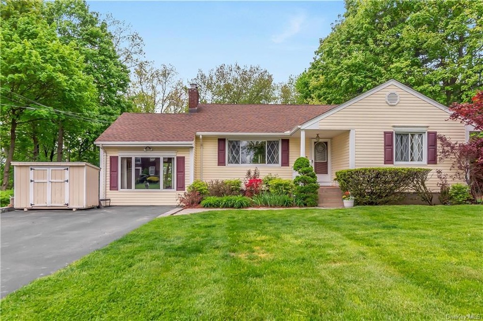 3055 Quinlan St, Yorktown Heights, NY 10598 - photo 1