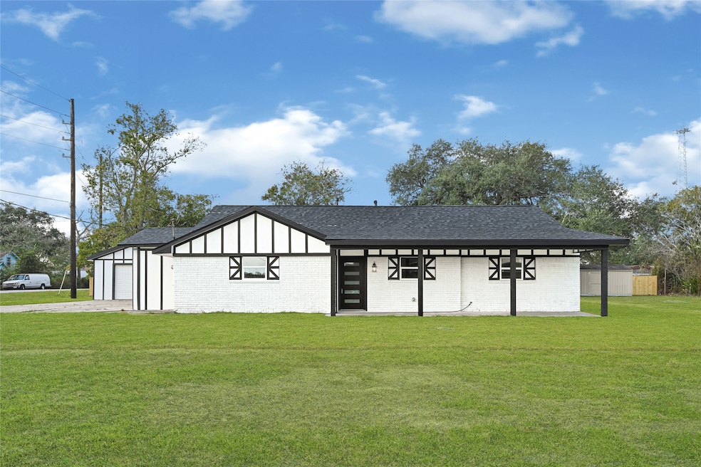 16240 2nd St, Rosharon, TX 77583 - photo 1