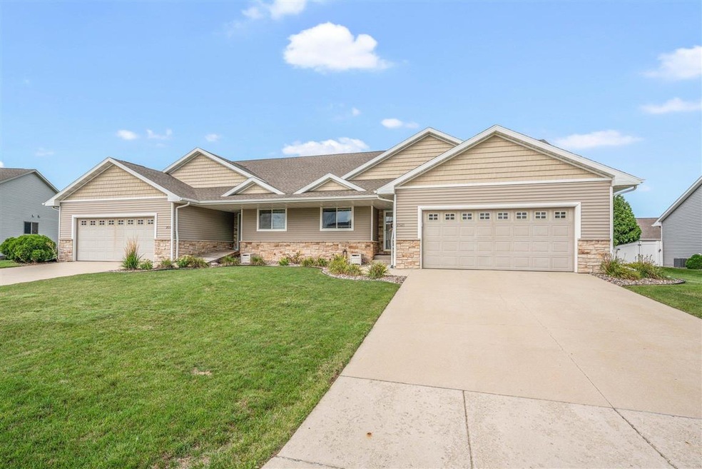 2521 W Crais Ct, de Pere, WI 54115 - photo 1