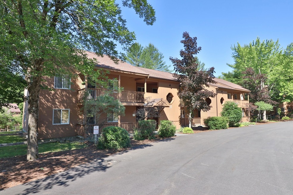 11 Hummingbird Rd unit 2, Lincoln, NH 03251 - photo 1