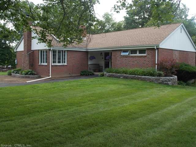 6 Capilos Dr, Cromwell, CT 06416 - photo 1