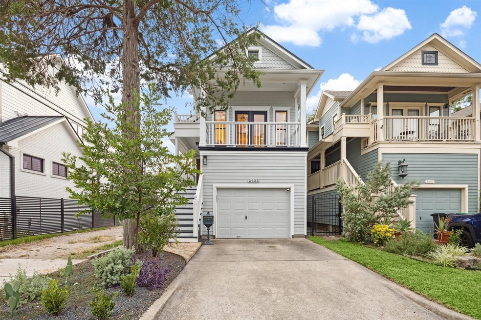 2623 Columbia St, Houston, TX 77008 - photo 1