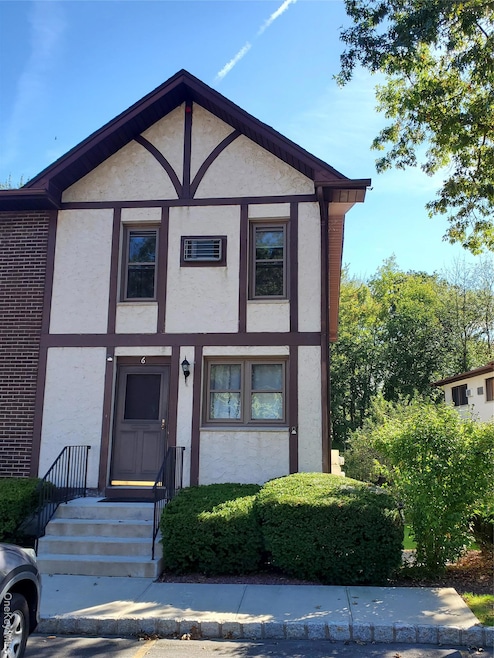 128 N Route 303 unit 6, Congers, NY 10920 - photo 1