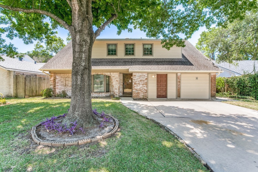 11438 Kirkmeadow Dr, Houston, TX 77089 - photo 1