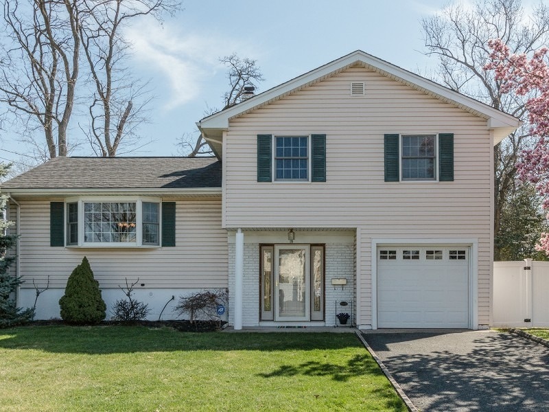 16 Suburban Rd, Clark, NJ 07066 - photo 1