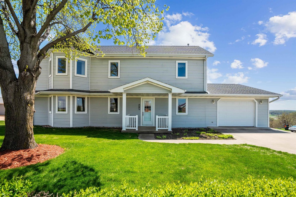 Pending $279,900
