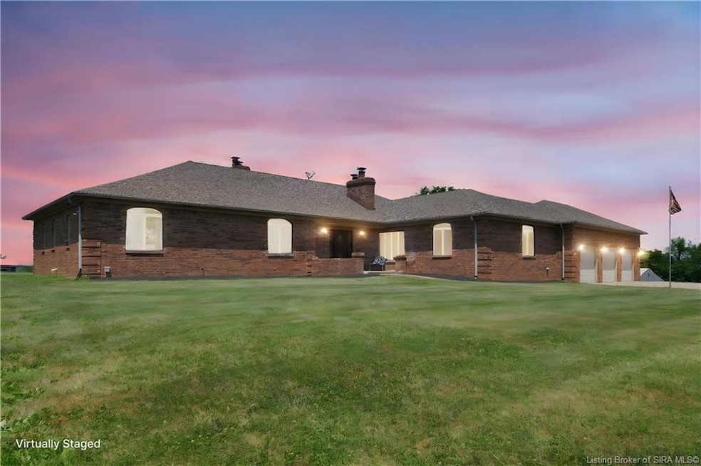 3682 sq ft, 4 bed, 4 bath, unfinished walkout basement