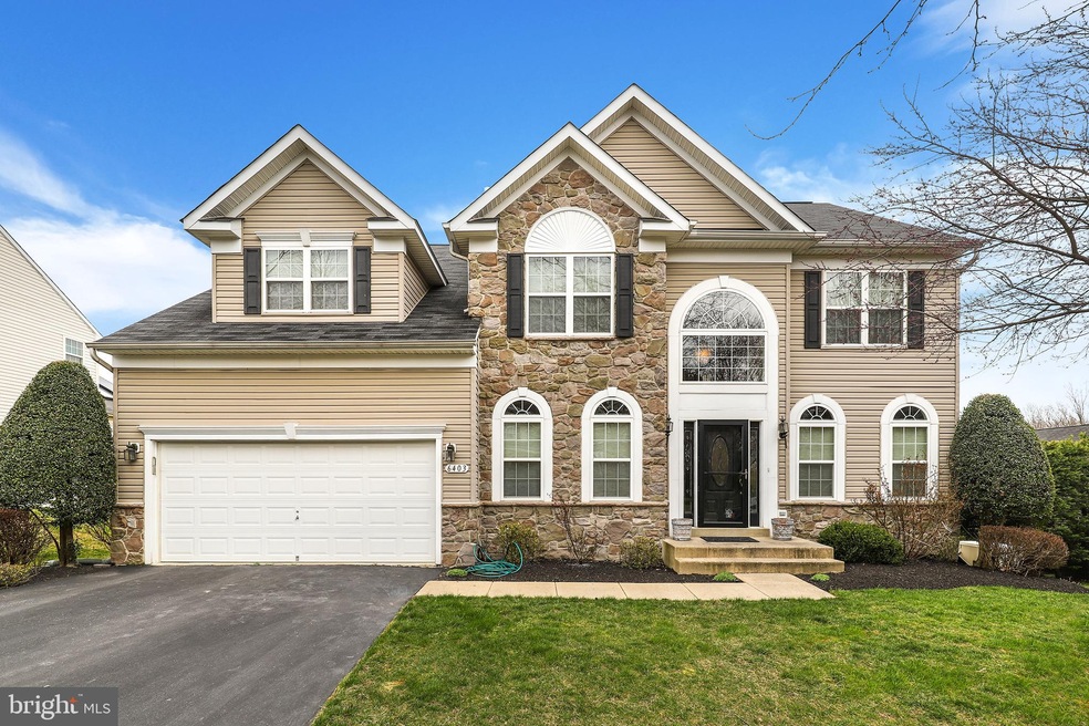 6403 Zinnia Ct, Glenn Dale, MD 20769 - photo 1