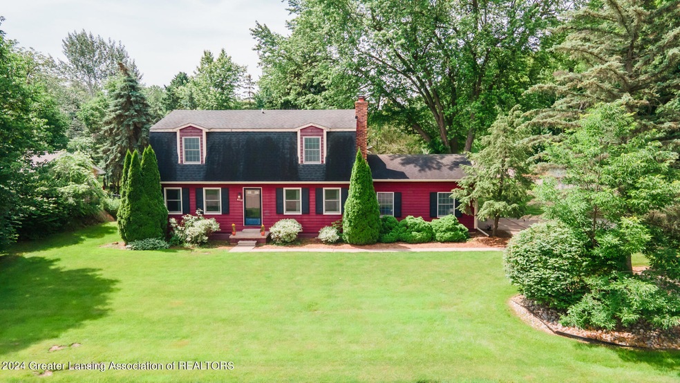 6827 Cardinal Ln, Lansing, MI 48917 - photo 1