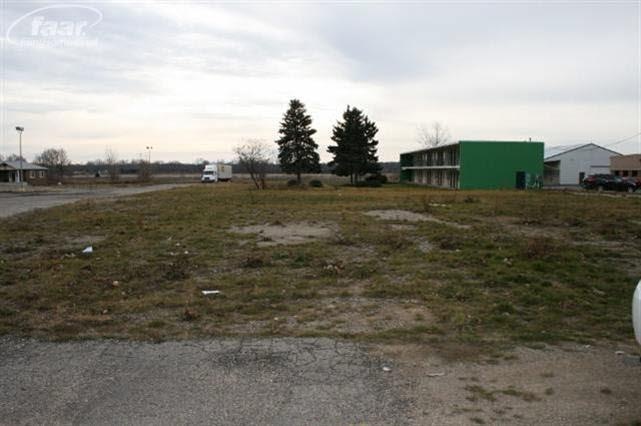 1730 E M 21, Owosso, MI 48867 - photo 1