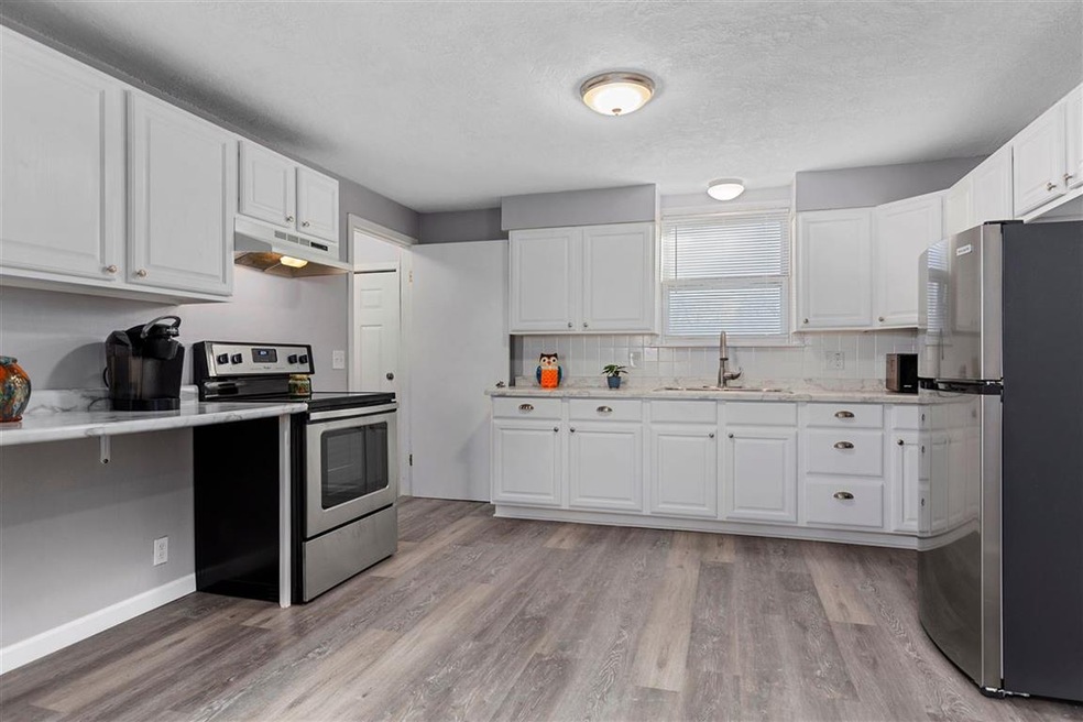 3550 N Gillett St, Appleton, WI 54914 - photo 1