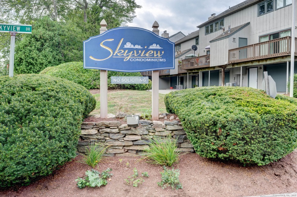 197 Skyview Dr unit 197, Cromwell, CT 06416 - photo 1