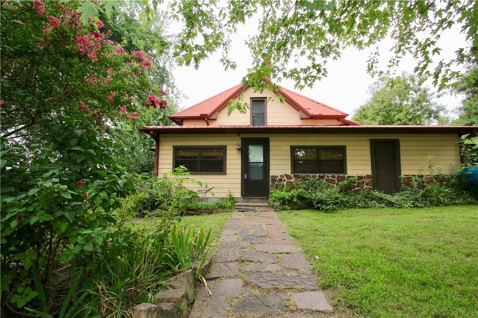 13266 Hogeye Rd, Prairie Grove, AR 72753 - photo 1