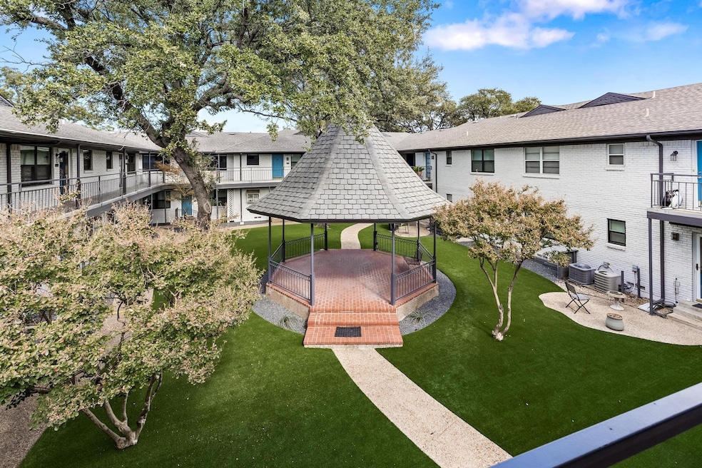 For Rent $1,645/month