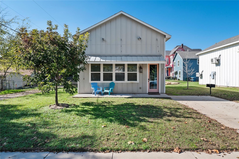 311 N Mirick Ave, Denison, TX 75020 - photo 1