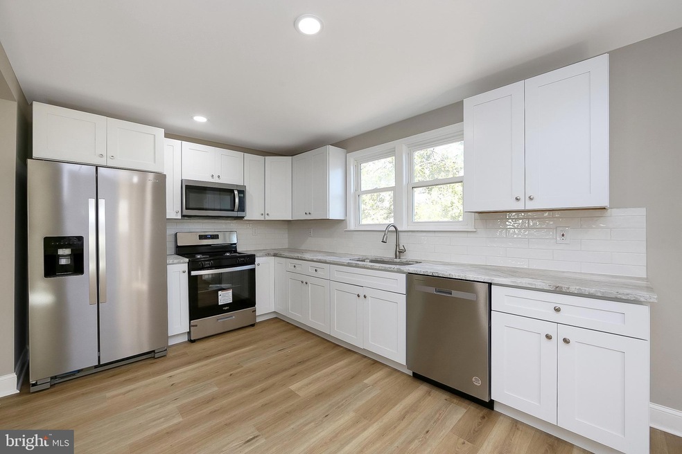 169 W Jefferson St, Paulsboro, NJ 08066 - photo 1