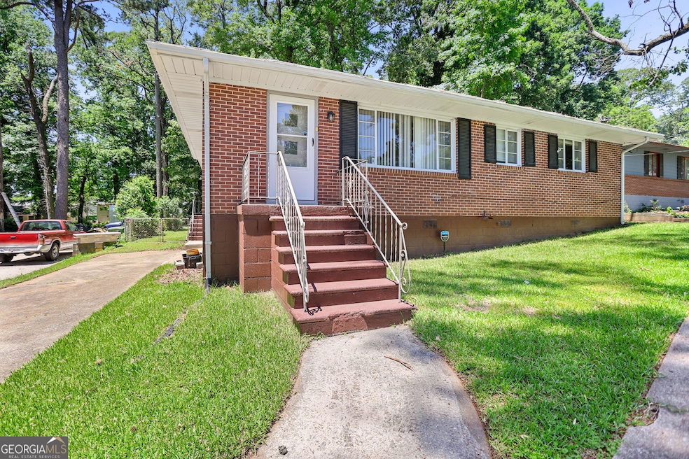 2215 Springdale Rd SW, Atlanta, GA 30315 - photo 1