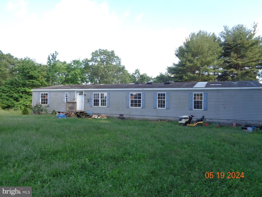 1634 Tub Run Hollow Rd, Hedgesville, WV 25427 - photo 1