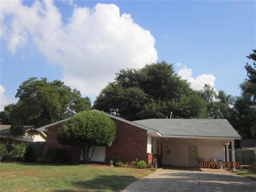 5809 NW 65th St, Warr Acres, OK 73132 - photo 1