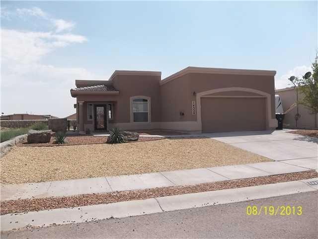 14328 Desert Sky Dr, Horizon City, TX 79928 - photo 1