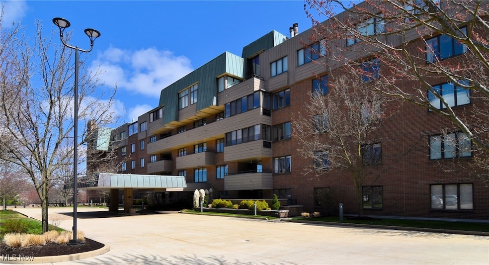 5200 Three Village Dr unit 2FH, Cleveland, OH 44124 - photo 1