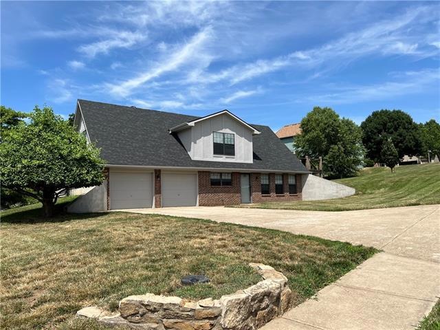 7751 Darnell St, Shawnee, KS 66216 - photo 1