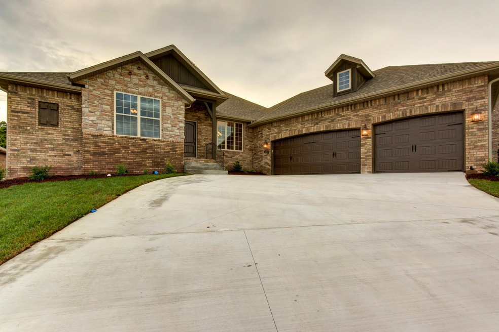 1243 S Rosemoor Dr unit L10, Nixa, MO 65714 - photo 1