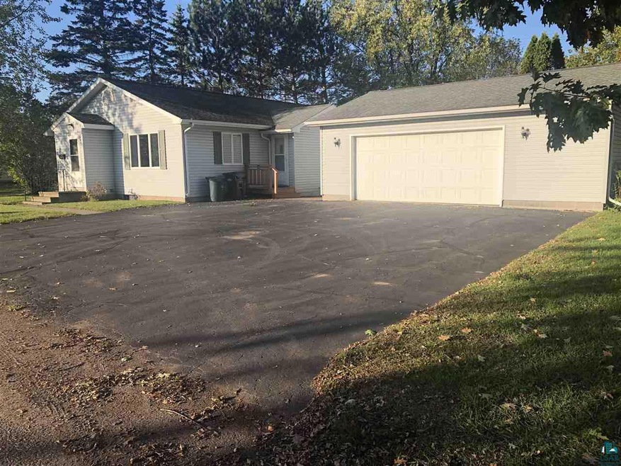 601 8th St, Cloquet, MN 55720 - photo 1