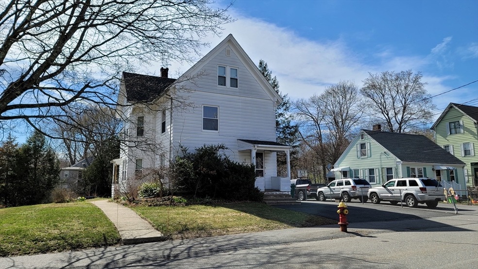 62 Cottage St unit 2, Hudson, MA 01749 - photo 1
