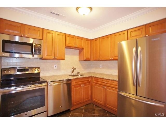 26 Prospect Ave unit F2, Norwalk, CT 06850 - photo 1