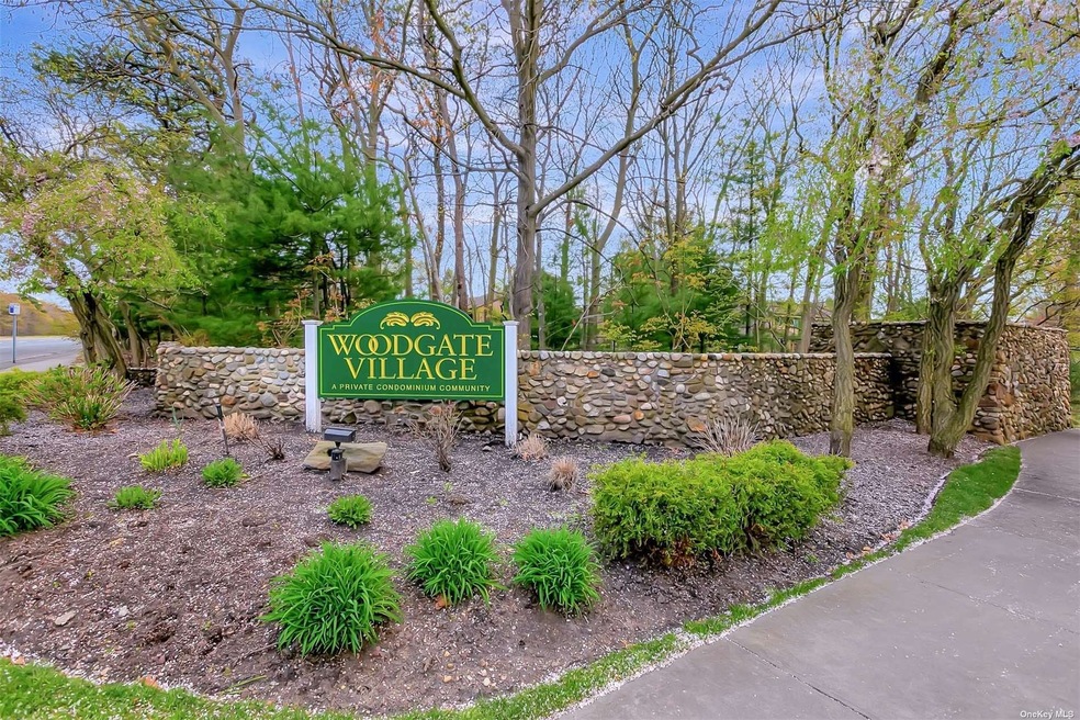 232 Springmeadow Dr unit J, Holbrook, NY 11741 - photo 1