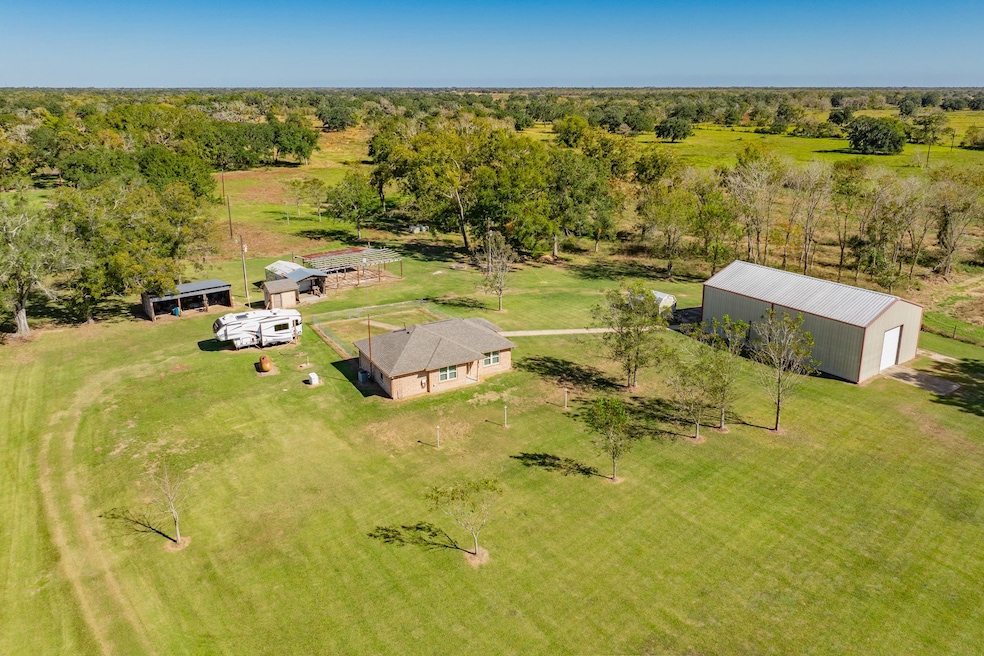 1005 County Road 164, Bay City, TX 77414 - photo 1