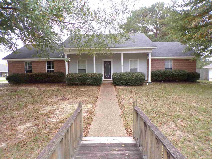 3137 Glennhaven Dr, Byram, MS 39272 - photo 1