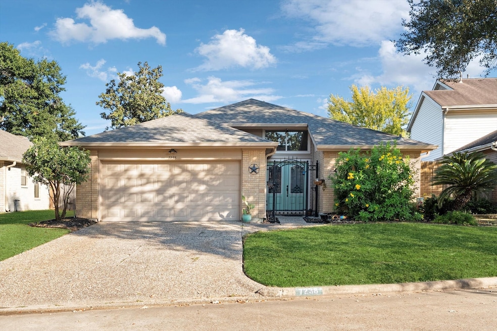 For Sale $280,000 • Co-Listing Agent