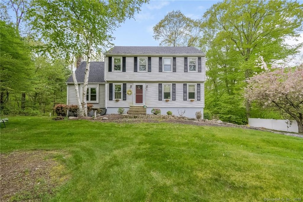 51 Olde Orchard Rd, Clinton, CT 06413 - photo 1